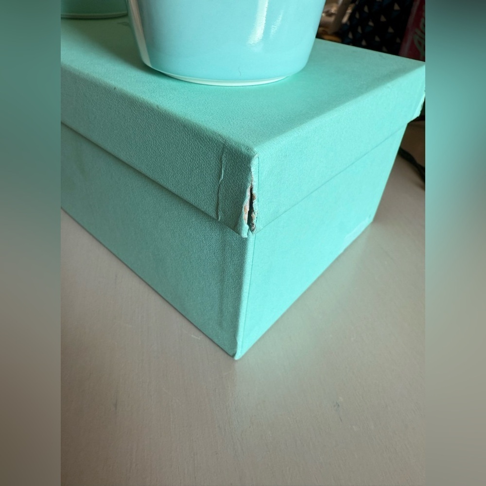 Tiffany & Co. retired iconic blue white ribbon 2 mugs w/box CLEAN authentic - Picture 6 of 8